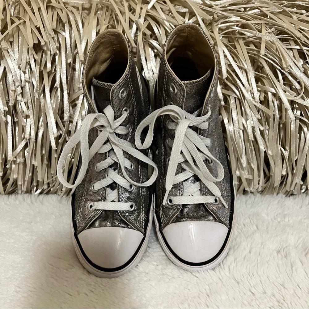 CONVERSE 3 (5.5) Silver Classic Lace Up High Tops Distressed